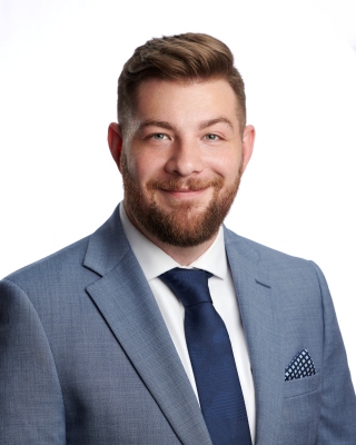 1_Professional-Headshot-10