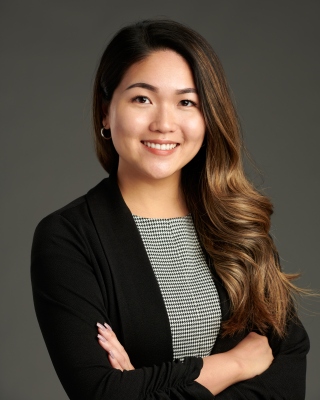 1_Professional-Headshot-4